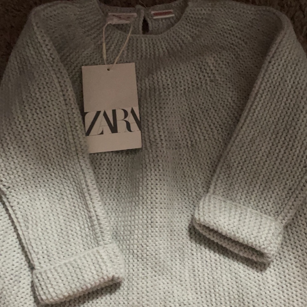 Zara knit sweater gray